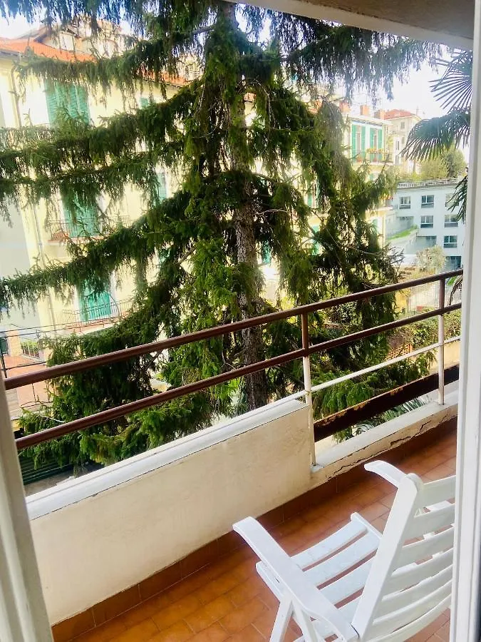 Appartamento Nel Parco Sanremo 0*,
